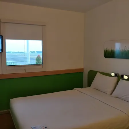 Cordia Hotel Surabaya Airport - Hotel Dalam Bandara-2
